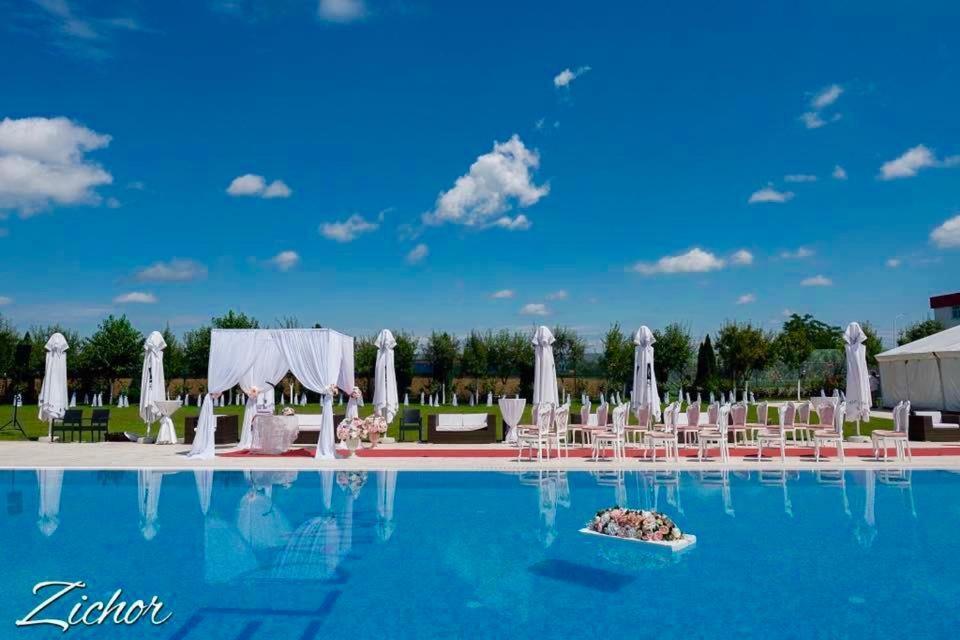 Hotel Dana Сату-Маре Екстер'єр фото